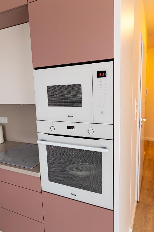 Apartament Bella Rosa Z Podziemnym Parkingiem キェルツェ エクステリア 写真